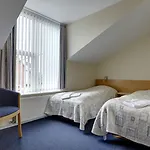 Rode-kro Inn 3*